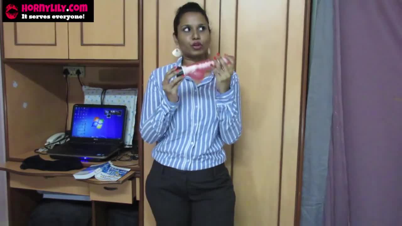 Indian girl strip porn